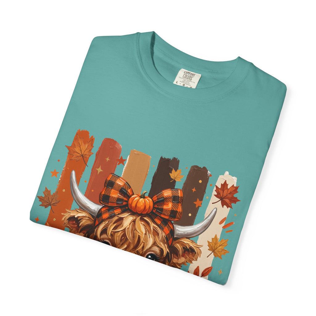 Autumn Highland Cow T-Shirt — Cute Pumpkin Fall Graphic Tee