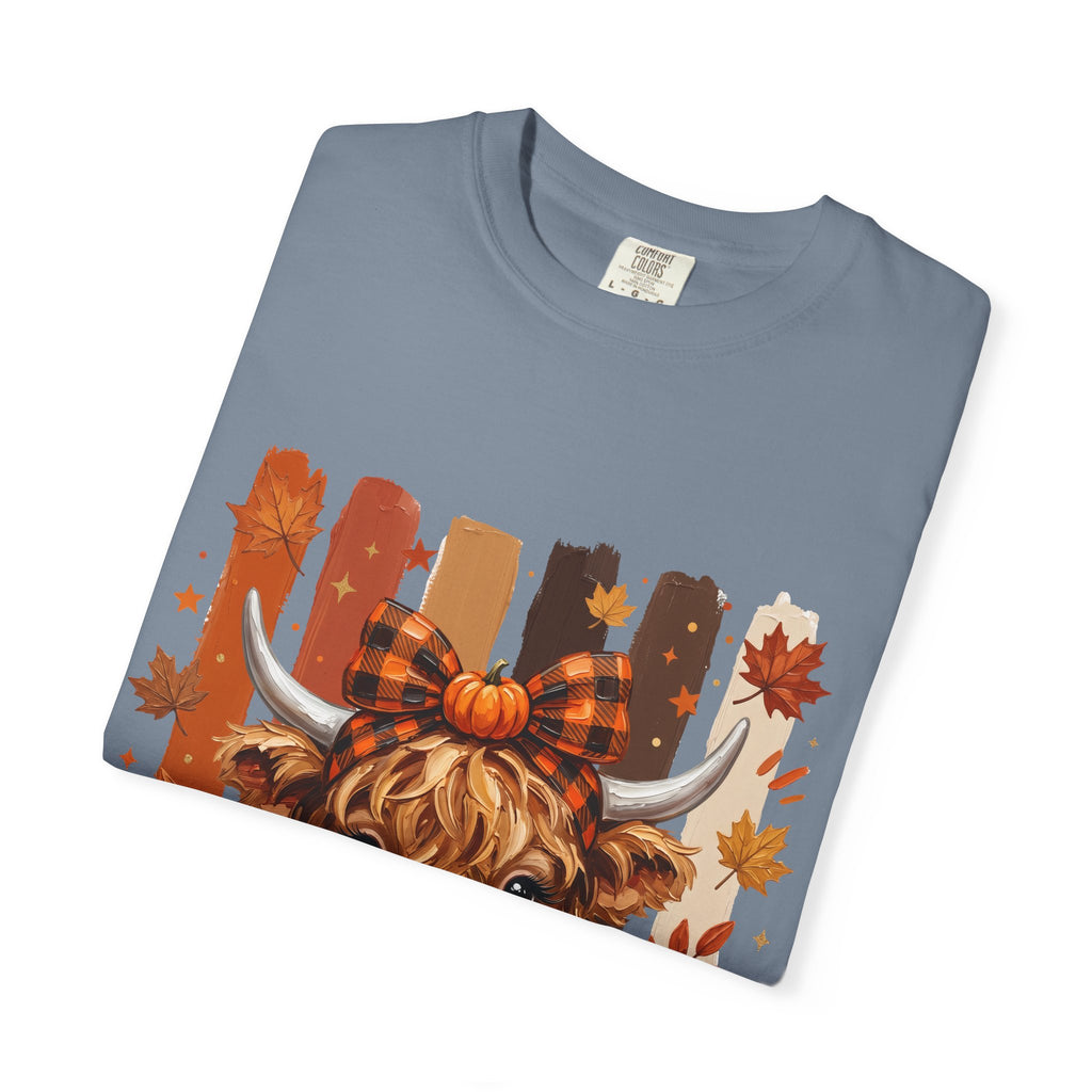 Autumn Highland Cow T-Shirt — Cute Pumpkin Fall Graphic Tee
