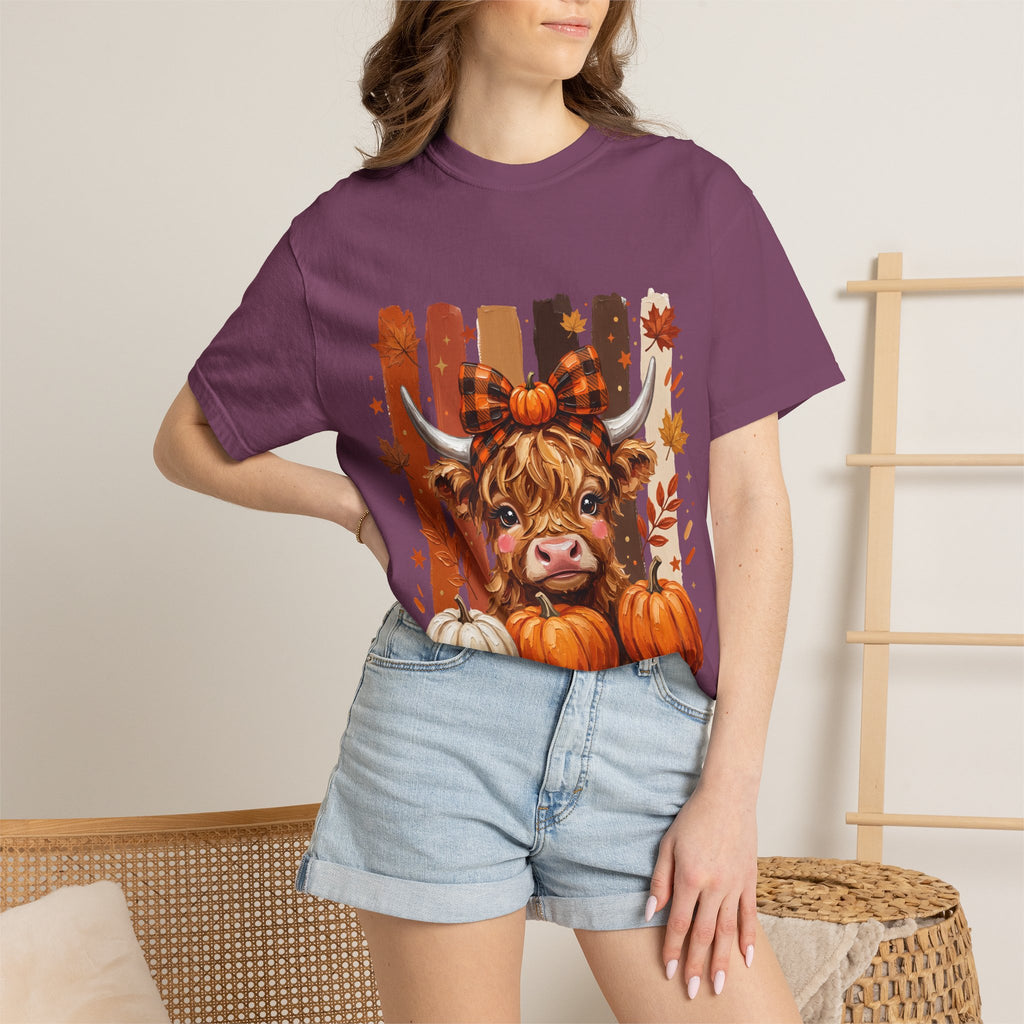 Autumn Highland Cow T-Shirt — Cute Pumpkin Fall Graphic Tee