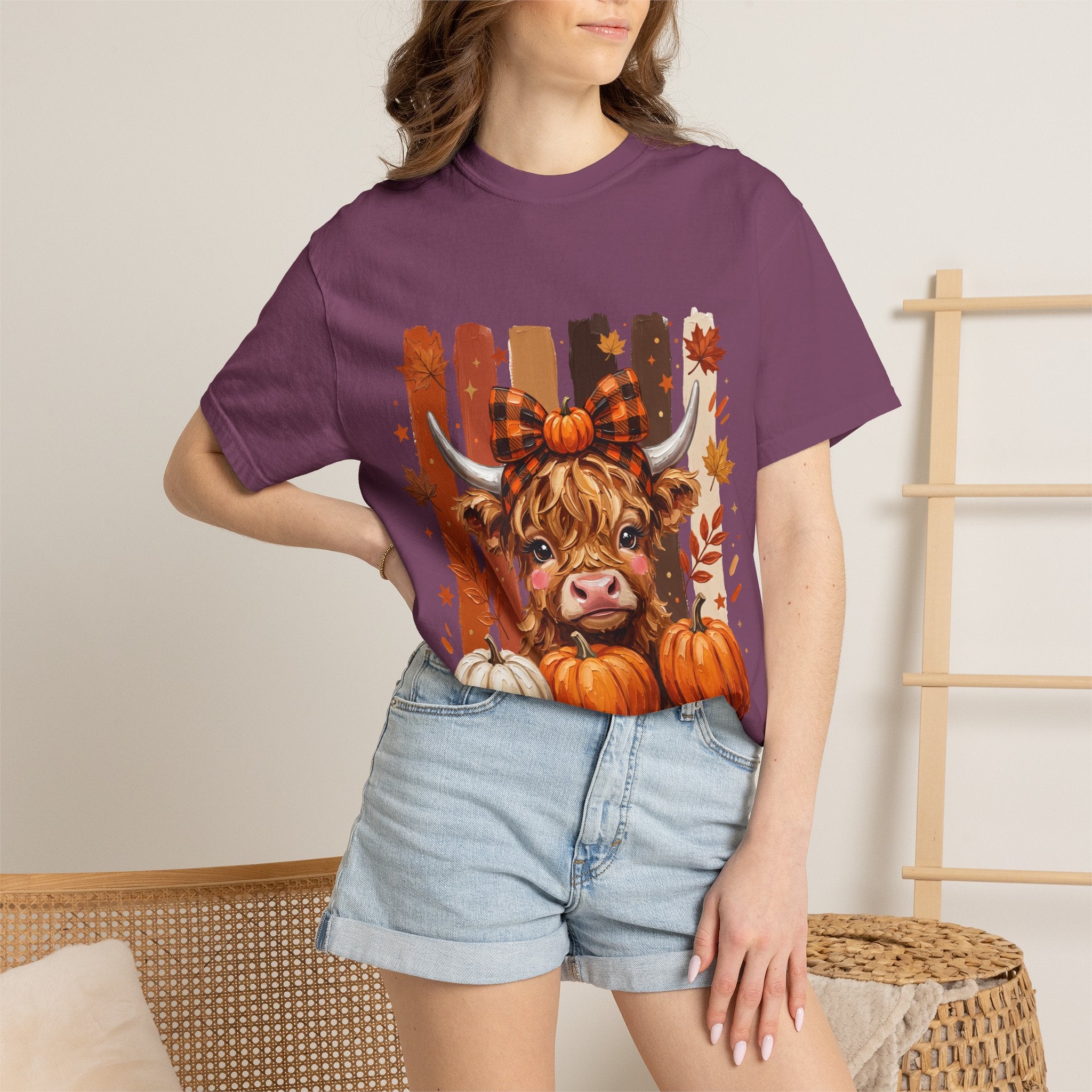 Autumn Highland Cow T-Shirt — Cute Pumpkin Fall Graphic Tee