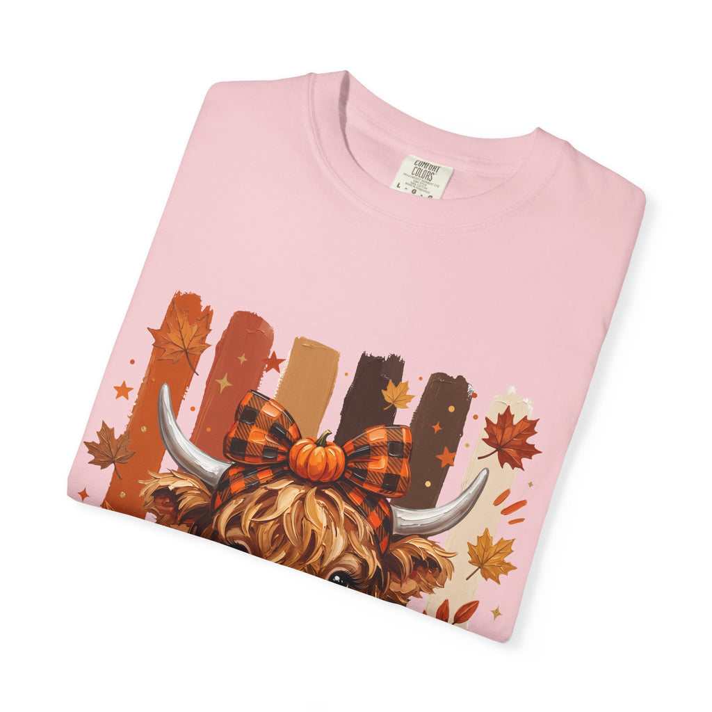 Autumn Highland Cow T-Shirt — Cute Pumpkin Fall Graphic Tee
