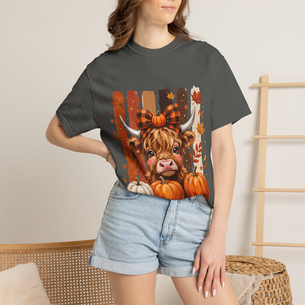 Autumn Highland Cow T-Shirt — Cute Pumpkin Fall Graphic Tee