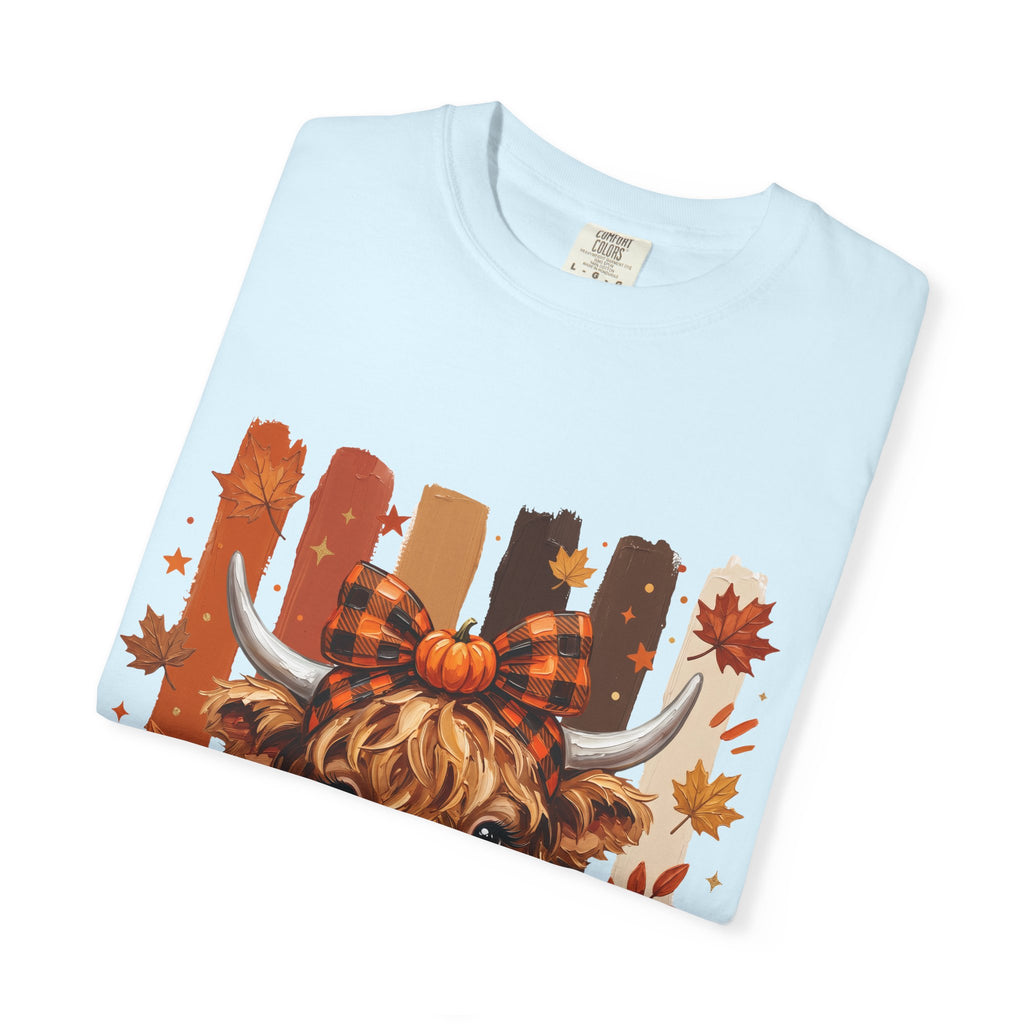 Autumn Highland Cow T-Shirt — Cute Pumpkin Fall Graphic Tee
