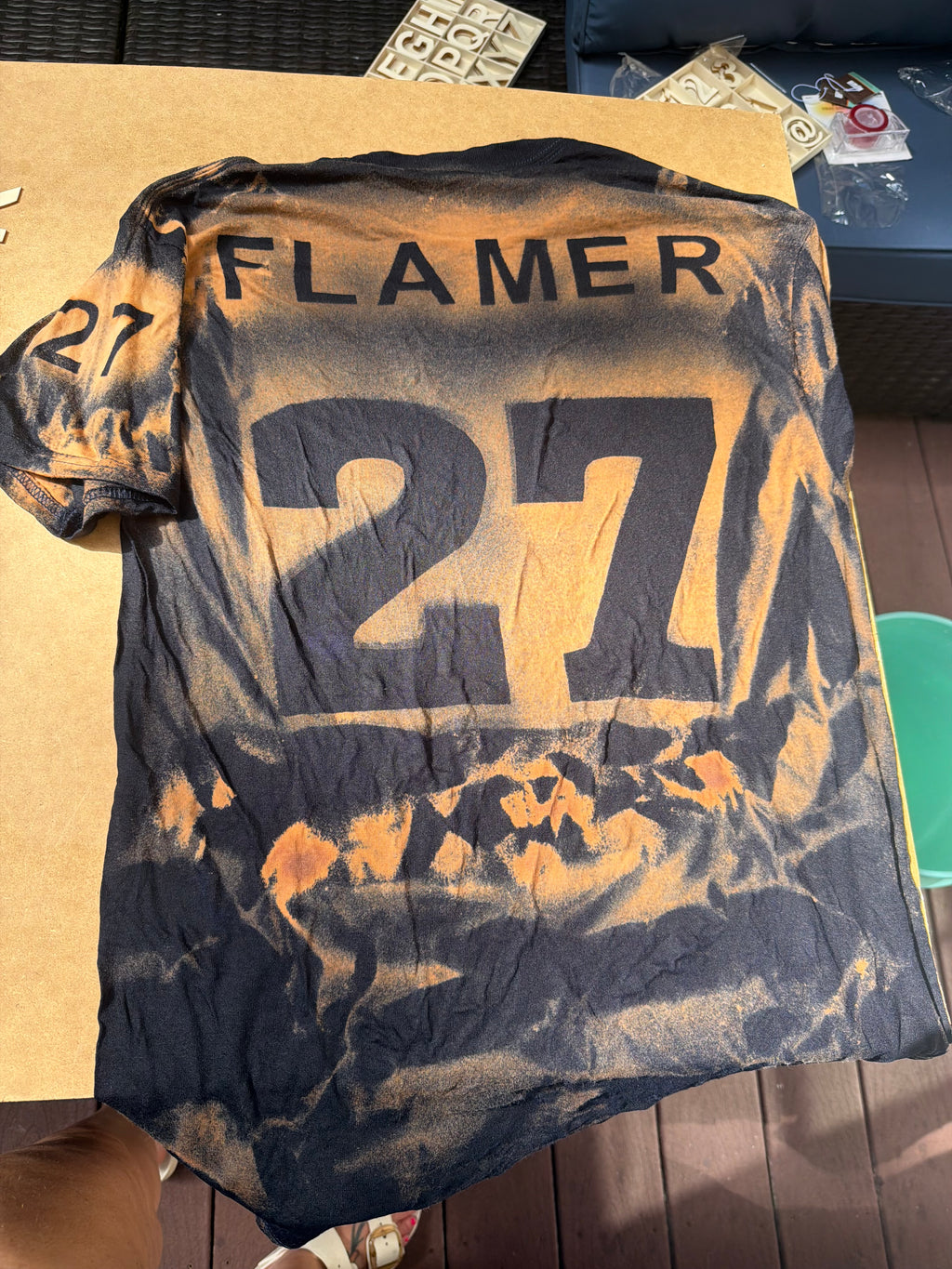 🏈 CUSTOM FOOTBALL MOM & DAD VINTAGE DISTRESSED JERSEY TEE