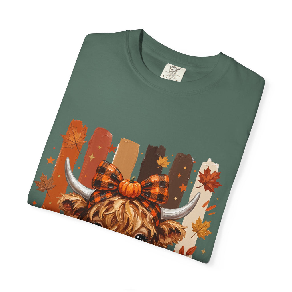 Autumn Highland Cow T-Shirt — Cute Pumpkin Fall Graphic Tee