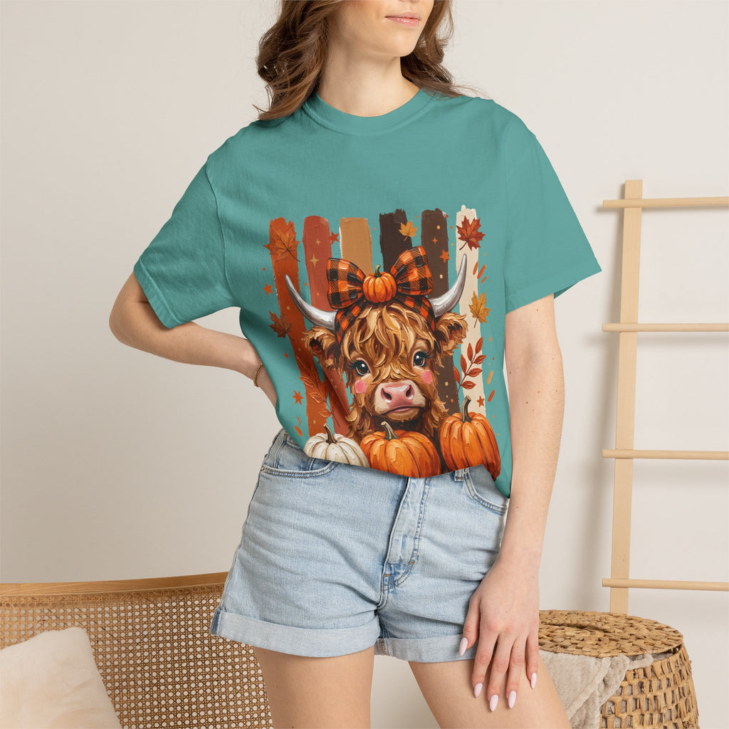 Autumn Highland Cow T-Shirt — Cute Pumpkin Fall Graphic Tee